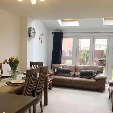 4 Bedroom House In Seaside Town Littlehampton Bagian luar foto